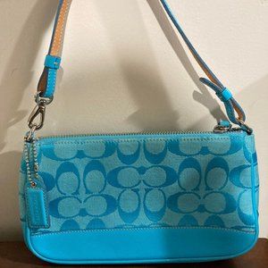 2004 Coach demi blue bag used once